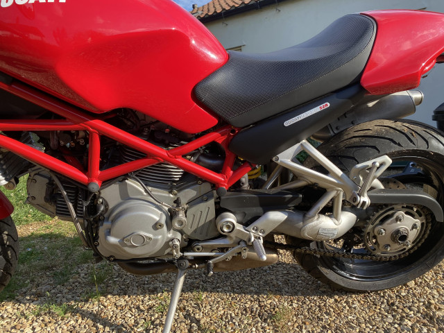 Ducati Monster 800 2sr 2 Ducati Monster 800 2sr 2