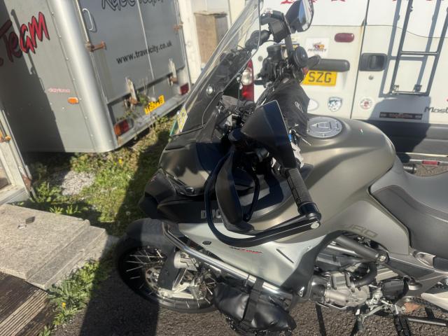 Multistrada enduro 3