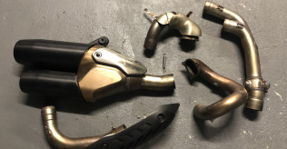 Ducati Monster 1200S Stripe (2015) OEM exhaust