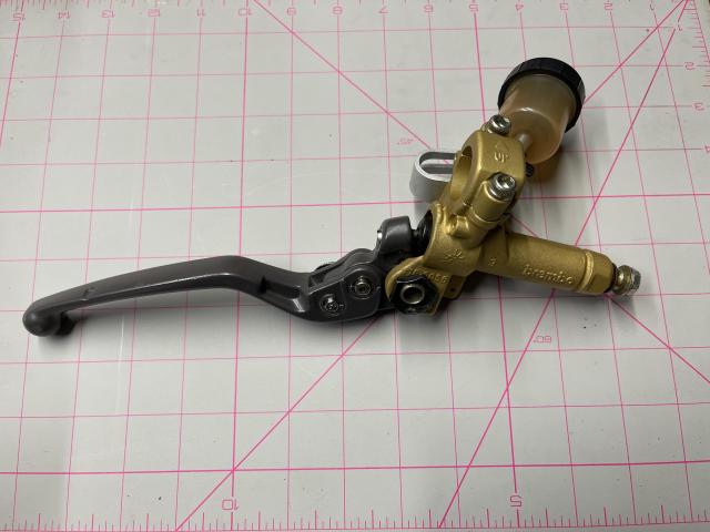 Complete Clutch Master Cylinder, Reservoir and adjustable lever - 916, 748, 996 2
