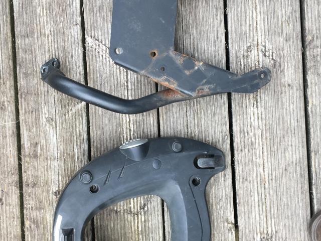 Givi removable top box with fixing plate and OEM rack for Mutlistrada 620/1000 1