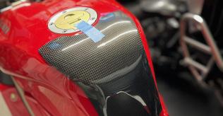 916 748 996 New Carbon Fibre Tank Protector