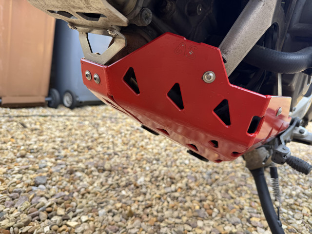 Ducati Desert X 8 Ducati Desert X 8