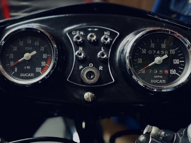 Ducati 900SS Bevel 8