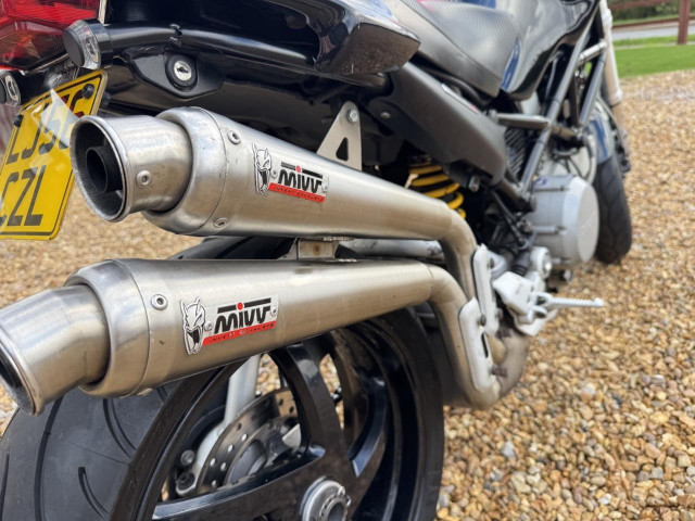 Ducati Monster S2R 800cc Black with Orange Stripe 4