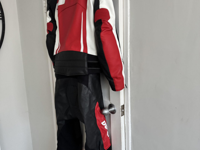 Ducati Speed Evo C1 2 piece Leathers 5