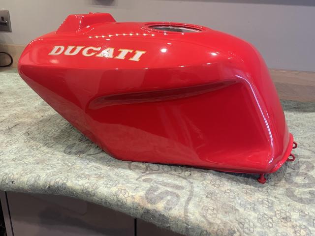 Ducati 1994 888 Fuel Tank 0