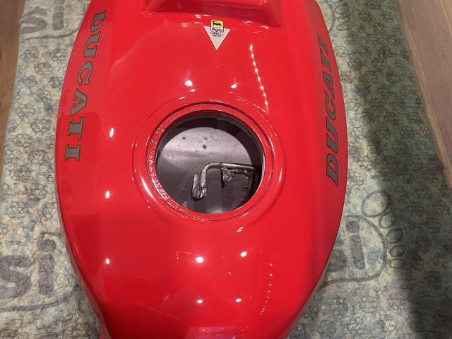 Ducati 1994 888 Fuel Tank 3