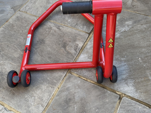 Single Sided Paddock Stand 0