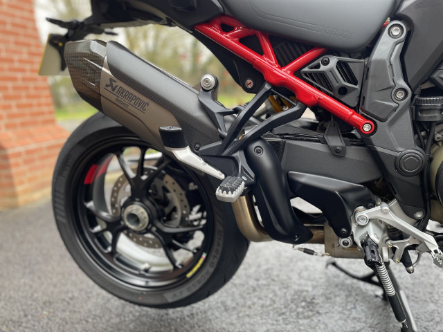 Ducati Multistrada V4 Pikes Peak, Extra Special With Massive Spec 1