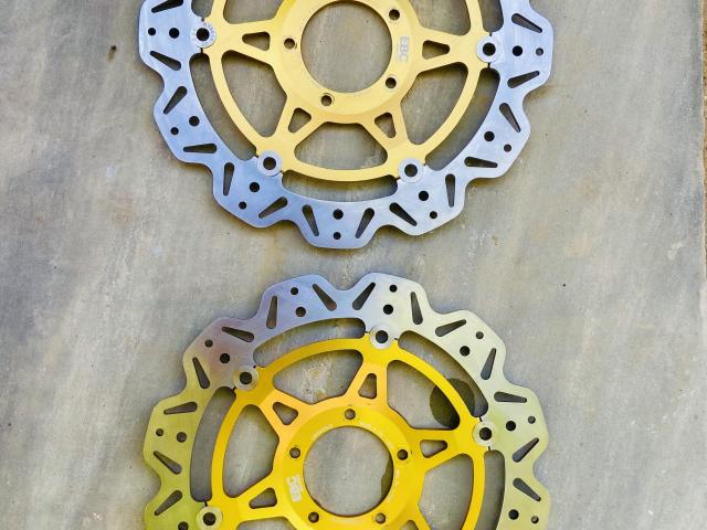 EBC Brake Discs 320mm Vee Series Gold Centre  (EBCVR843GLD) 1