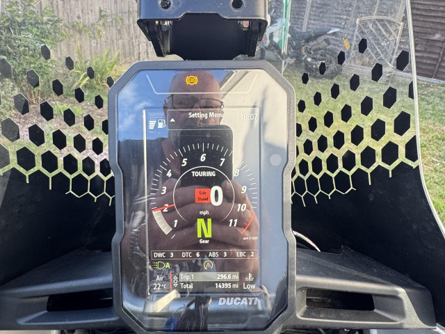 Ducati DesertX 937 cc 7
