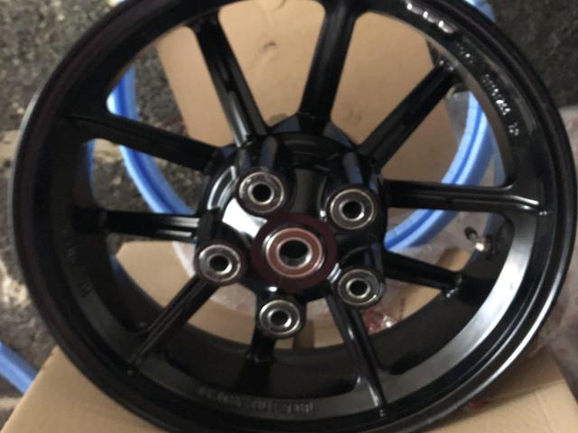 Scrambler Icon Dark wheels 0