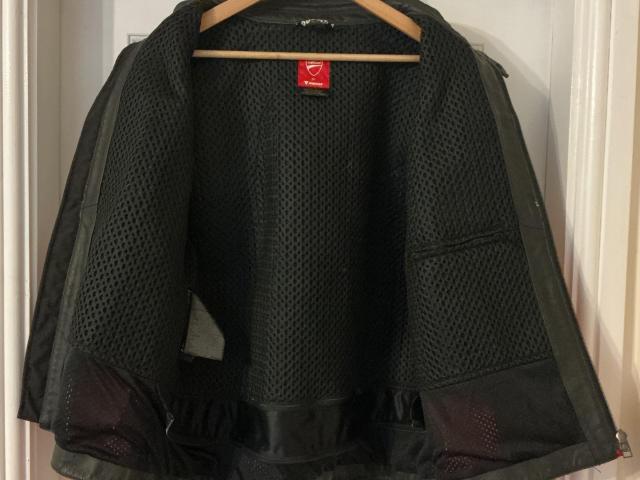 Dainese Ducati Troy Bayliss 1098r leather jacket size EU58 2