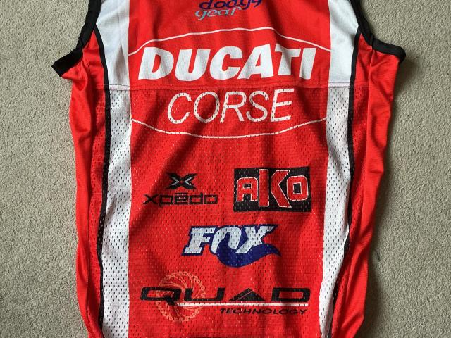 Ducati Corse cycling gilet size 3 (Men’s Large) 0