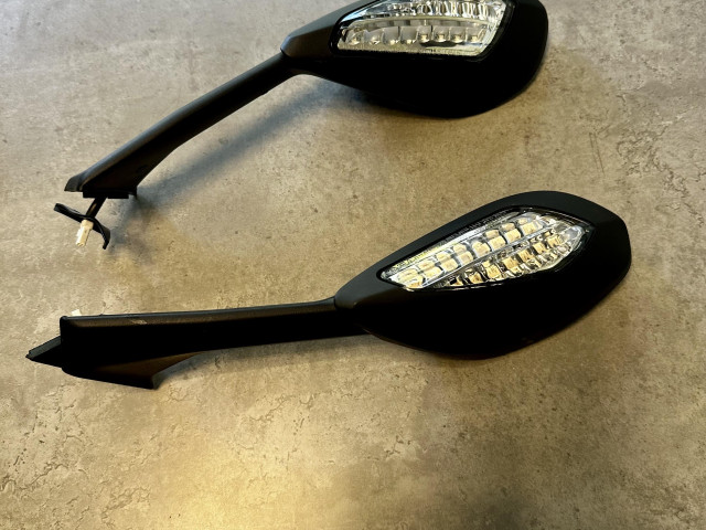 2023 OEM Panigale Mirrors 1 2023 OEM Panigale Mirrors 1