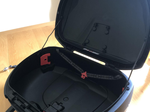 Shad SH59x 59 litre top case 3 Shad SH59x 59 litre top case 3