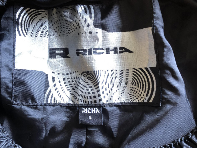 Richa waterproof over trousers 1