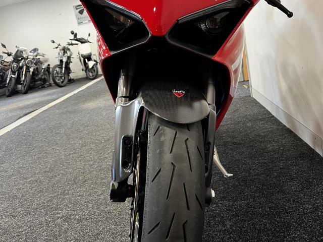 DUCATI PANIGALE V4 MY19 10