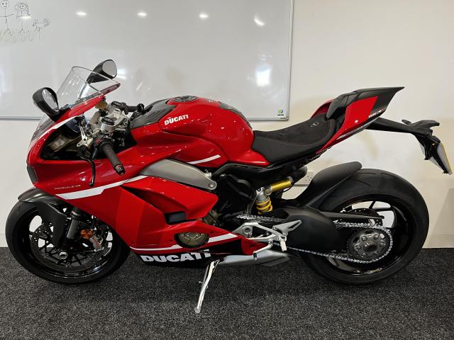 DUCATI PANIGALE V4 MY19 12