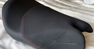 S/H Ducati Panigale V-twin Raised Rider Seat. Ducati code 96797110B