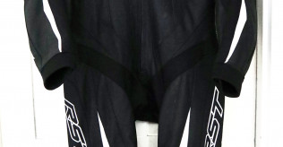 RST one piece R16