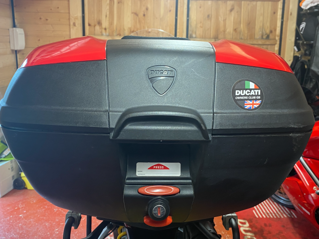 Multistrada Top Box & inner bag 0