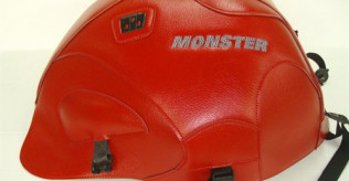 Baglux or Ducati Performance Tank Cover for early carbed (94-99) Monster 900/750/600 wanted