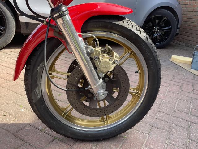 Ducati Mike hailwood Replica 6