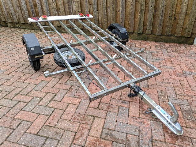 Dave Cooper 3 bike trailer, good condition 3