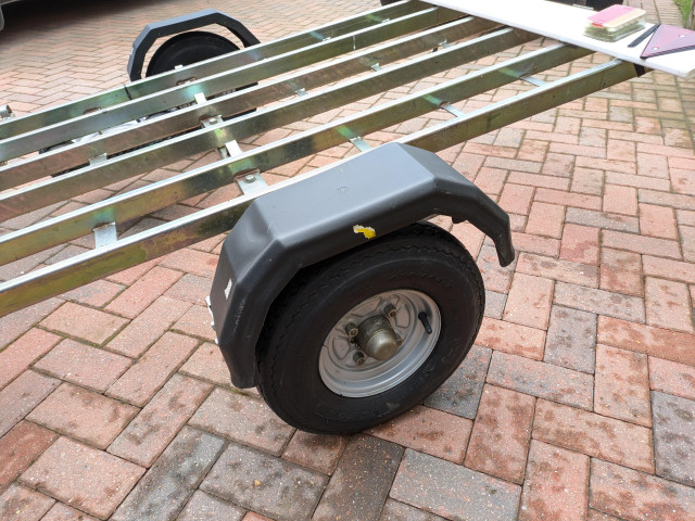 Dave Cooper 3 bike trailer, good condition 1