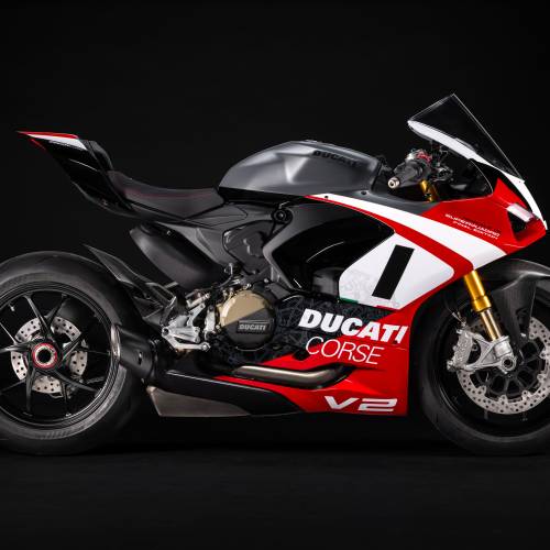 MY25_DUCATI_PANIGALE_V2_SUPERQUADRO