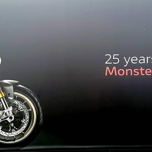 WDW 2018. 25 years of Monster  