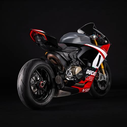 MY25_DUCATI_PANIGALE_V2_SUPERQUADRO